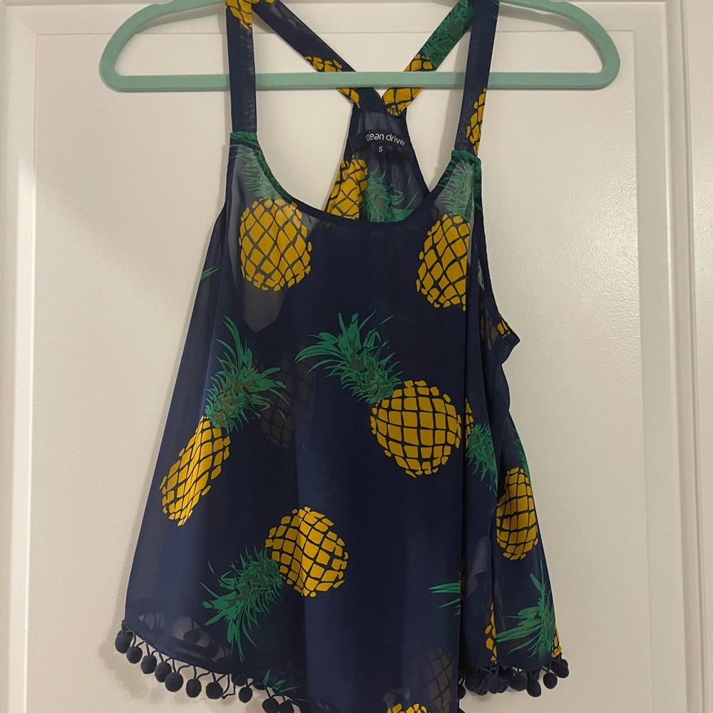 PINEAPPLE TANK